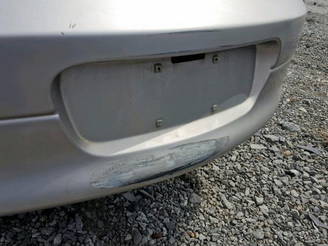 2B3HD46R02H233509 - 2002 DODGE INTREPID S 银色 照片 9