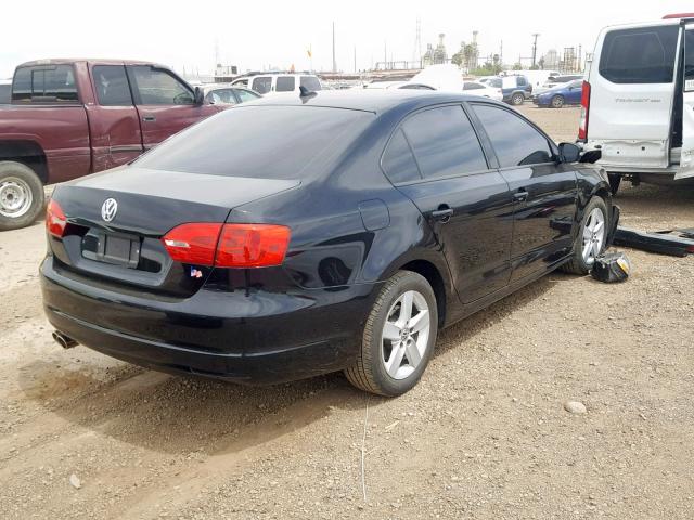 3VWLL7AJ6BM043324 - 2011 VOLKSWAGEN JETTA TDI BLACK photo 4