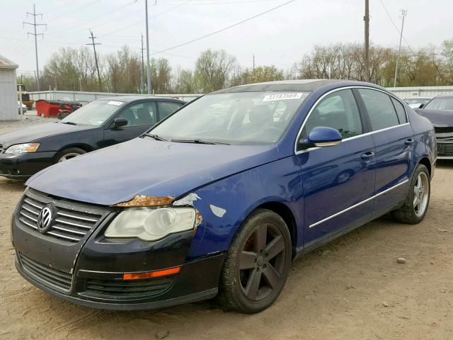 WVWAK73C98P104521 - 2008 VOLKSWAGEN PASSAT KOM BLUE photo 2