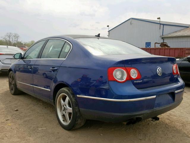 WVWAK73C98P104521 - 2008 VOLKSWAGEN PASSAT KOM BLUE photo 3