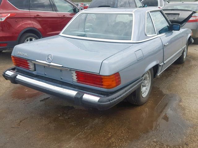 WDBBA45AXEA002174 - 1984 MERCEDES-BENZ 380 SL GRAY photo 4