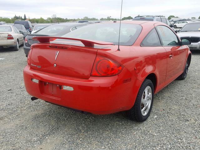 1G2AL18F387102894 - 2008 PONTIAC G5 RED photo 4