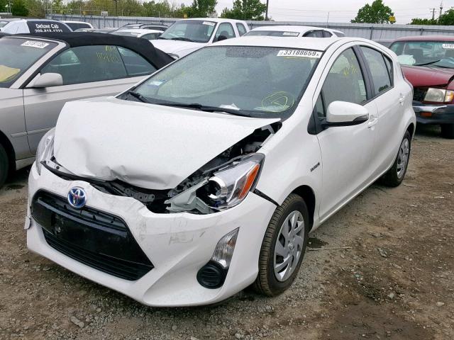 JTDKDTB31F1106028 - 2015 TOYOTA PRIUS C WHITE photo 2