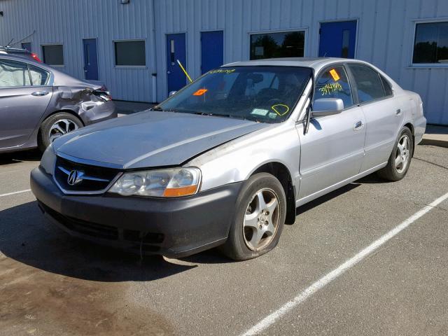 19UUA56703A026341 - 2003 ACURA 3.2TL SILVER photo 2