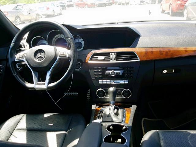 WDDGF4HB2CA608844 - 2012 MERCEDES-BENZ C 250 WHITE photo 9