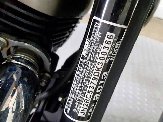 JH2RC5379DK300366 - 2013 HONDA VT750 C2B BLACK photo 20