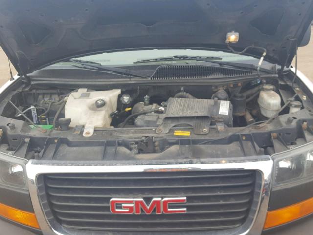 1GTFH15T341161311 - 2004 GMC SAVANA G15 BLACK photo 5