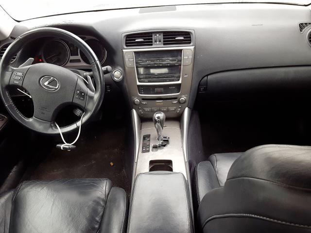 JTHBF5C25A5119392 - 2010 LEXUS IS 250  photo 9