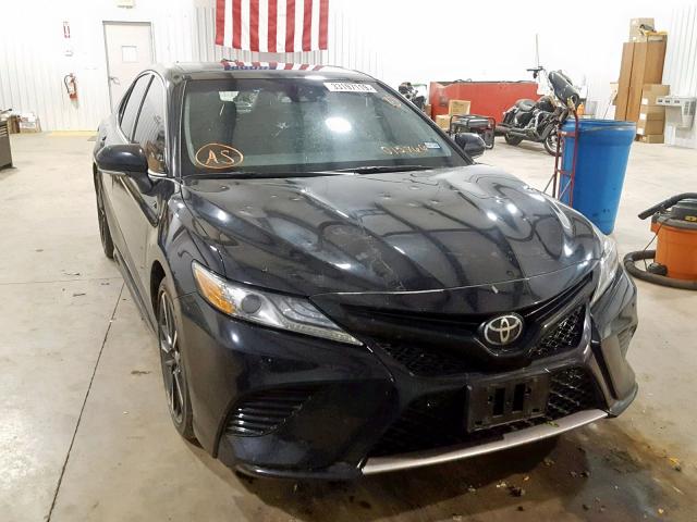 4T1BZ1HKXJU015766 - 2018 TOYOTA CAMRY XSE BLACK photo 1