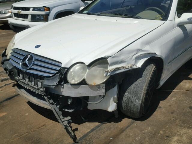 WDBTJ65J15F148496 - 2005 MERCEDES-BENZ CLK 320C WHITE photo 9