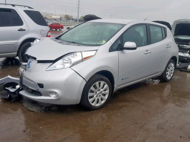 1N4AZ0CP2FC301899 - 2015 NISSAN LEAF S SILVER photo 2