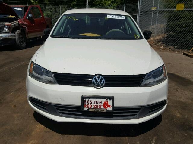 3VW2K7AJ4CM394409 - 2012 VOLKSWAGEN JETTA BASE Սպիտակ լուսանկար 9