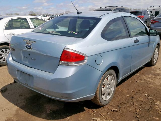 1FAHP32N98W134075 - 2008 FORD FOCUS S/SE BLUE photo 4