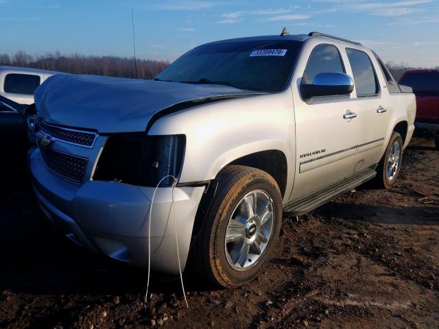 3GNVKGE05AG201236 - 2010 CHEVROLET AVALANCHE LTZ  photo 2