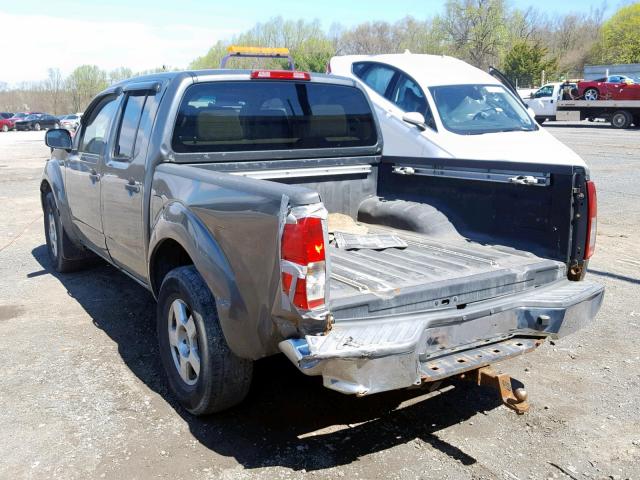 1N6AD07W06C432434 - 2006 NISSAN FRONTIER C GRAY photo 3