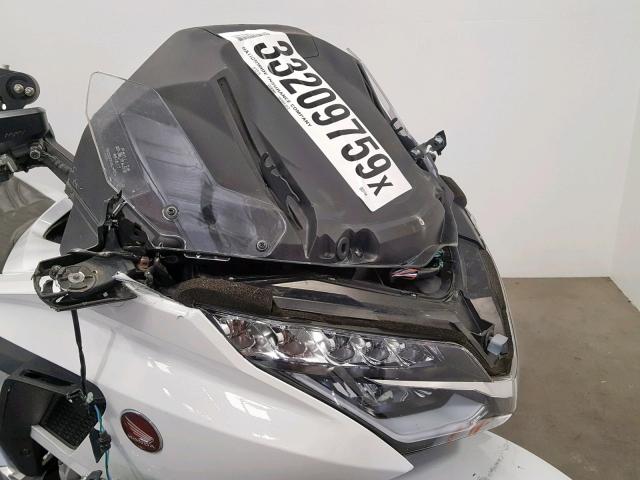 JH2SC7955JK003156 - 2018 HONDA GL1800 D WHITE photo 9