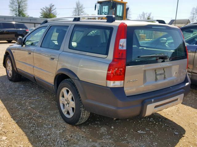 YV1SZ592151189818 - 2005 VOLVO XC70 GOLD photo 3