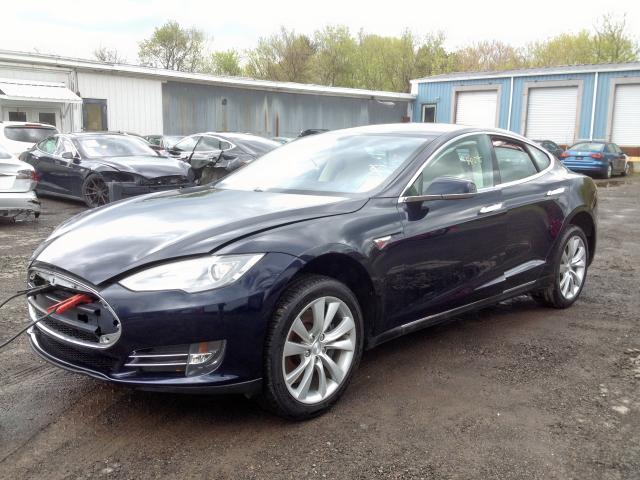 5YJSA1CN2DFP13704 - 2013 TESLA MODEL S Կապույտ լուսանկար 2