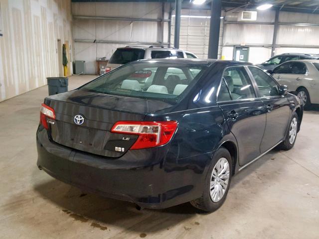 4T1BD1FK5CU015596 - 2012 TOYOTA CAMRY HYBR BLUE photo 4