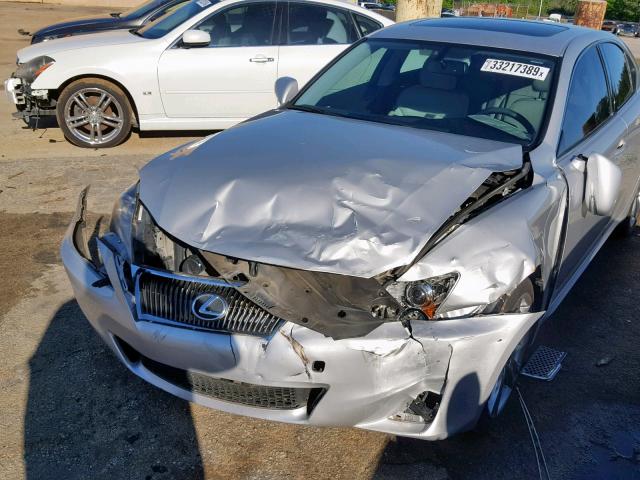 JTHBF5C22B5138516 - 2011 LEXUS IS 250 SILVER photo 9