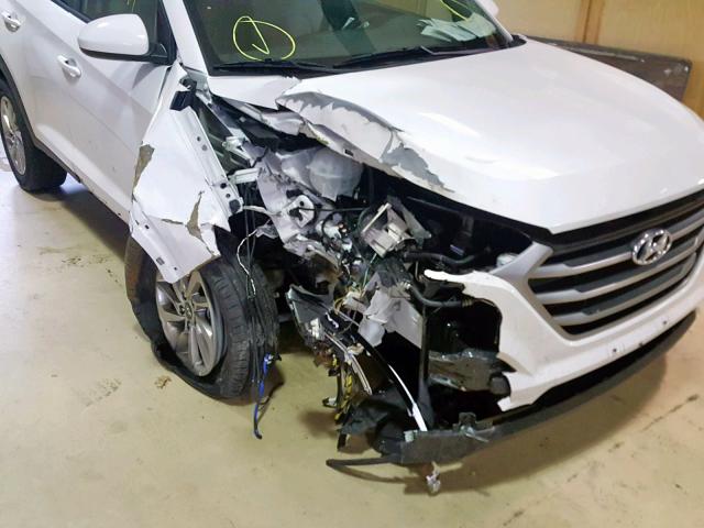 KM8J3CA48HU574179 - 2017 HYUNDAI TUCSON LIM WHITE photo 9