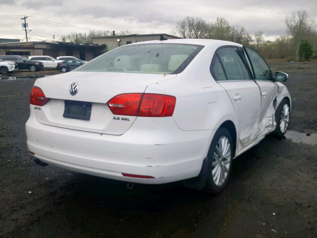 3VWLZ7AJXBM378178 - 2011 VOLKSWAGEN JETTA SEL WHITE photo 4