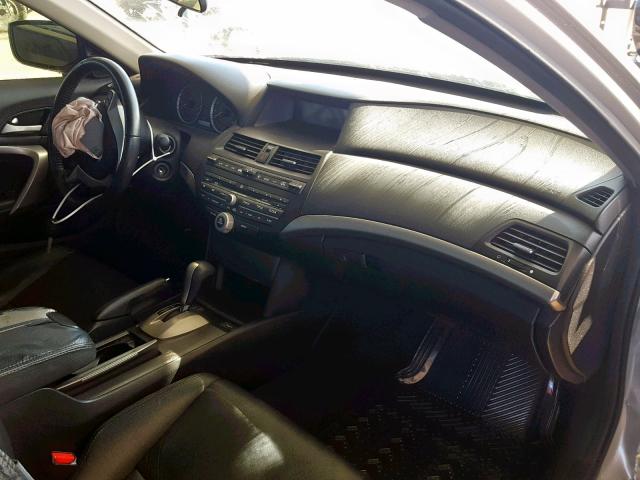 1HGCS22879A008403 - 2009 HONDA ACCORD EXL SILVER photo 9