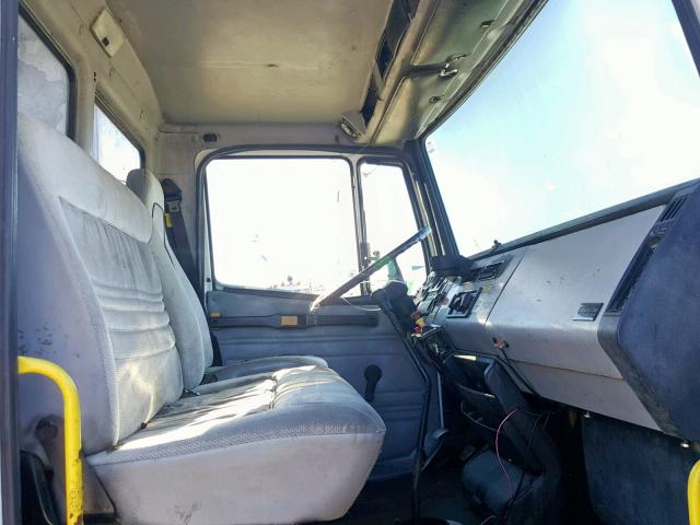 1FV6HJBAXXHA19950 - 1999 FREIGHTLINER MEDIUM CON WHITE photo 5