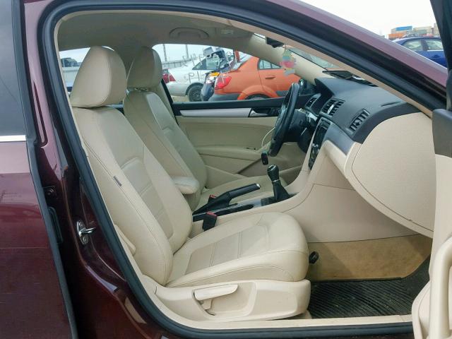 1VWBP7A34DC028780 - 2013 VOLKSWAGEN PASSAT SE BURGUNDY photo 5