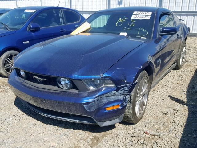 1ZVBP8CF5C5239163 - 2012 FORD MUSTANG GT BLUE photo 2