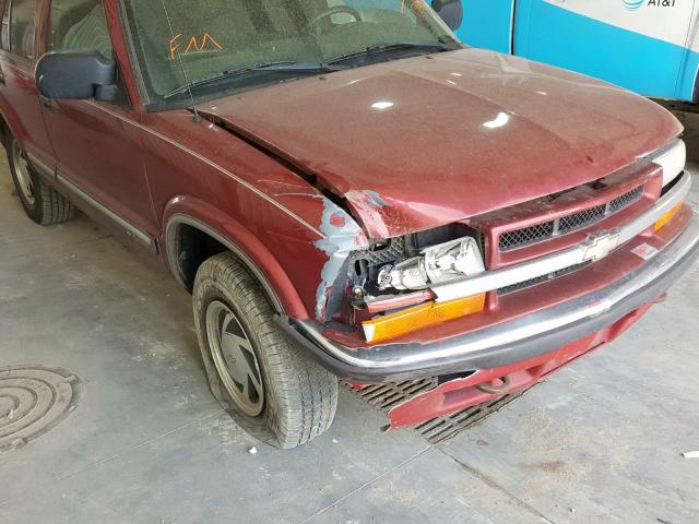 1GNDT13WX1K201741 - 2001 CHEVROLET BLAZER RED photo 9