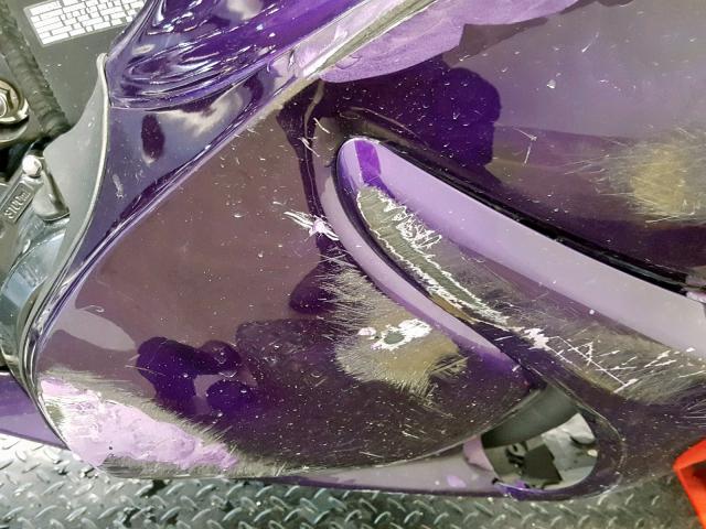 JS1GX72A9B2100432 - 2011 SUZUKI GSX1300 R PURPLE photo 17