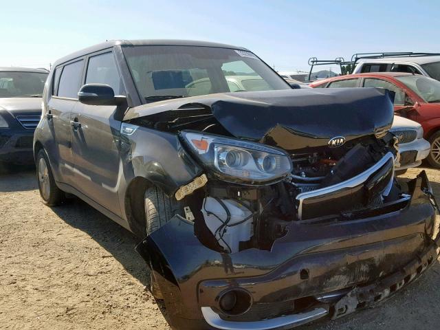 KNDJP3AE0J7027882 - 2018 KIA SOUL EV BLACK photo 1