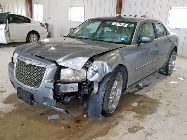 2C3KA53G87H748260 - 2007 CHRYSLER 300 TOURIN GRAY photo 2