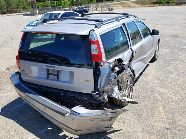 YV1SW592072669905 - 2007 VOLVO V70 2.5T SILVER photo 4