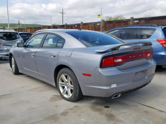 2B3CL3CG2BH521123 - 2011 DODGE CHARGER SILVER photo 3