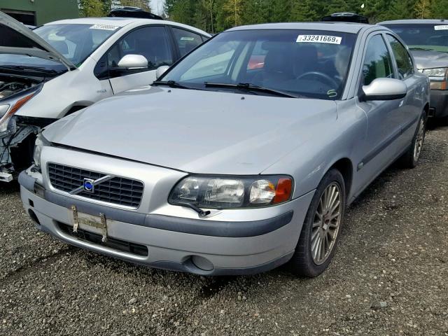 YV1RS53DX12014243 - 2001 VOLVO S60 T5 SILVER photo 2