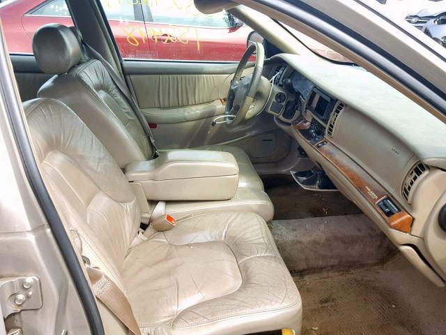 1G4CW54K914298025 - 2001 BUICK PARK AVENU CREAM photo 5