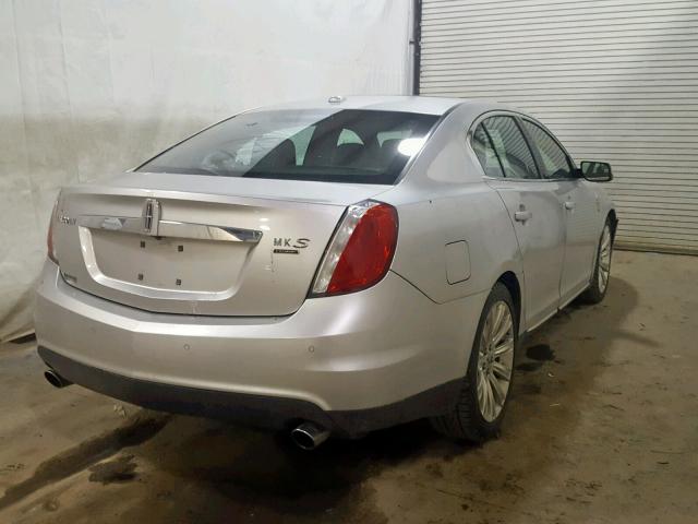 1LNHL9FT7AG611423 - 2010 LINCOLN MKS SILVER photo 4