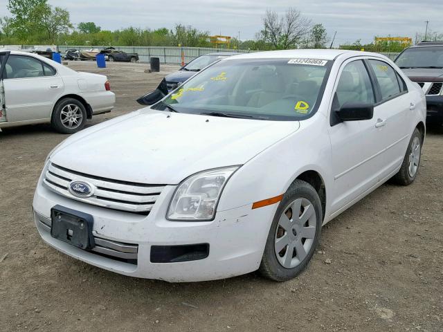 3FAHP06Z67R274890 - 2007 FORD FUSION S WHITE photo 2