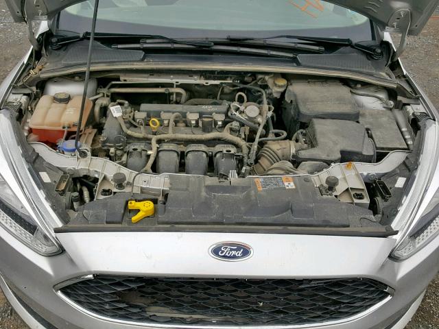 1FADP3K23GL364800 - 2016 FORD FOCUS SE SILVER photo 7