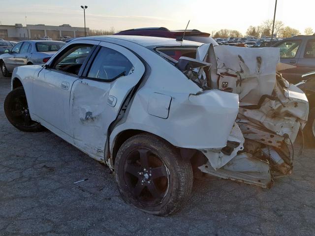 2B3LK33G28H267540 - 2008 DODGE CHARGER SX WHITE photo 3