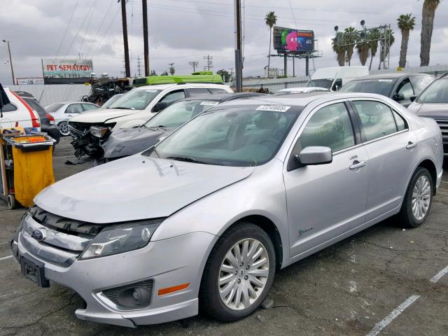 3FADP0L31CR225301 - 2012 FORD FUSION HYB SILVER photo 2