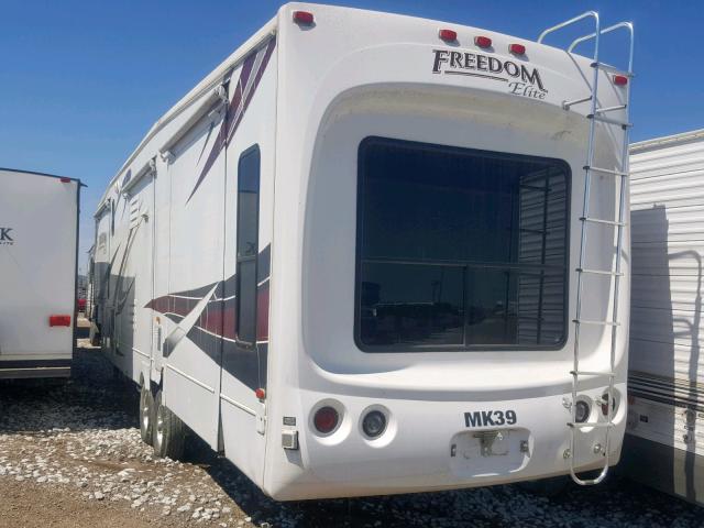 4YDF390259R790053 - 2009 KEYSTONE FREEDOM WHITE photo 3