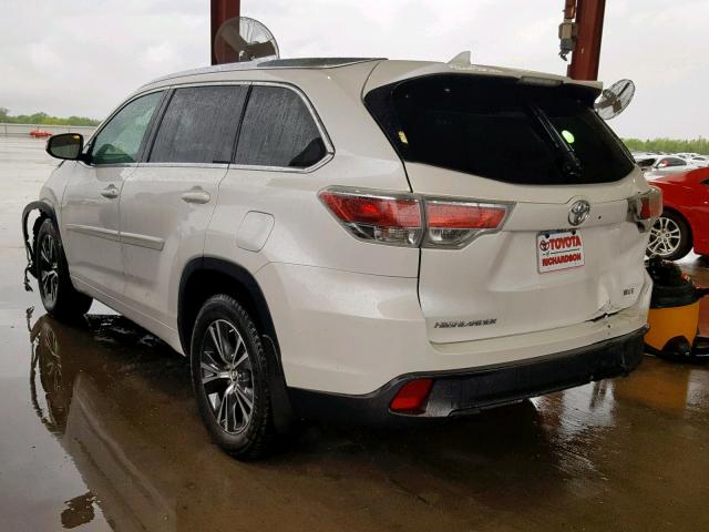 5TDKKRFHXGS138804 - 2016 TOYOTA HIGHLANDER WHITE photo 3