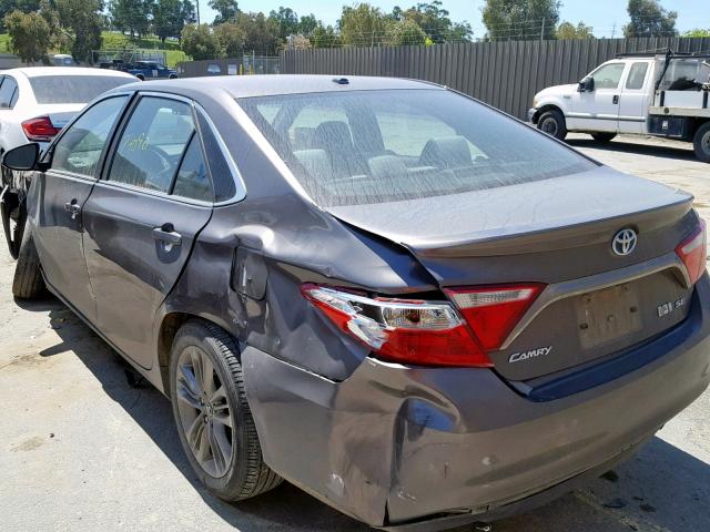 4T1BD1FK5GU193076 - 2016 TOYOTA CAMRY HYBR CHARCOAL photo 3