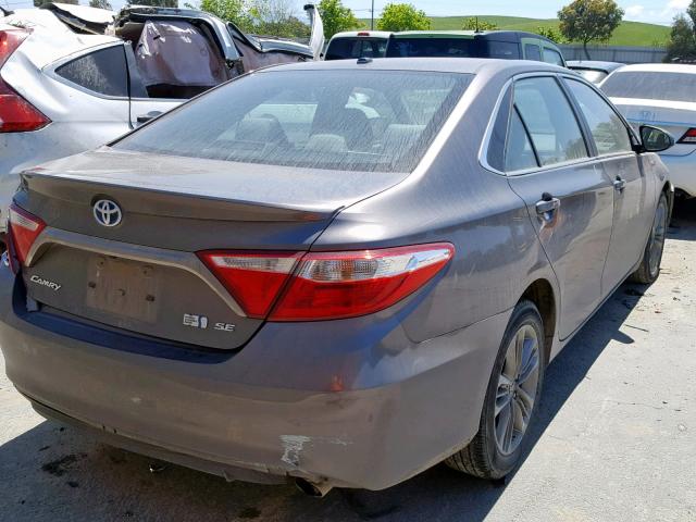 4T1BD1FK5GU193076 - 2016 TOYOTA CAMRY HYBR CHARCOAL photo 4