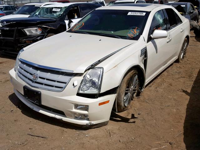 1G6DC67A760174542 - 2006 CADILLAC STS WHITE photo 2