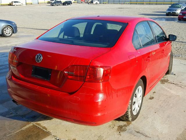 3VW2K7AJ7EM224211 - 2014 VOLKSWAGEN JETTA BASE RED photo 4