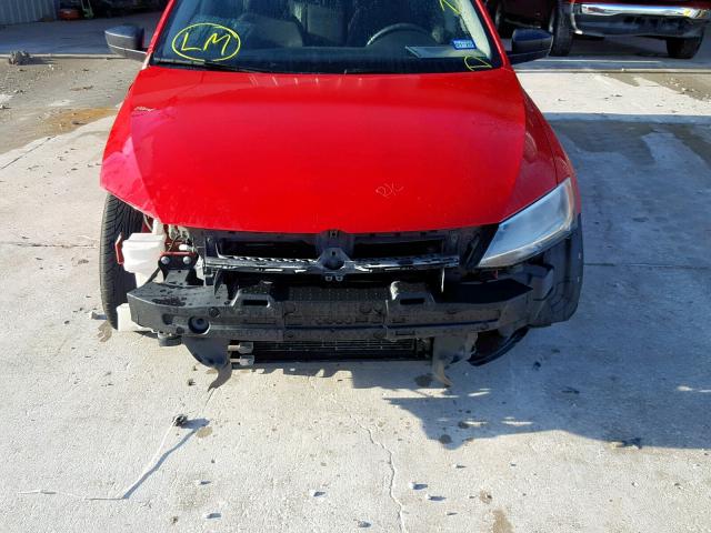 3VW2K7AJ7EM224211 - 2014 VOLKSWAGEN JETTA BASE RED photo 9